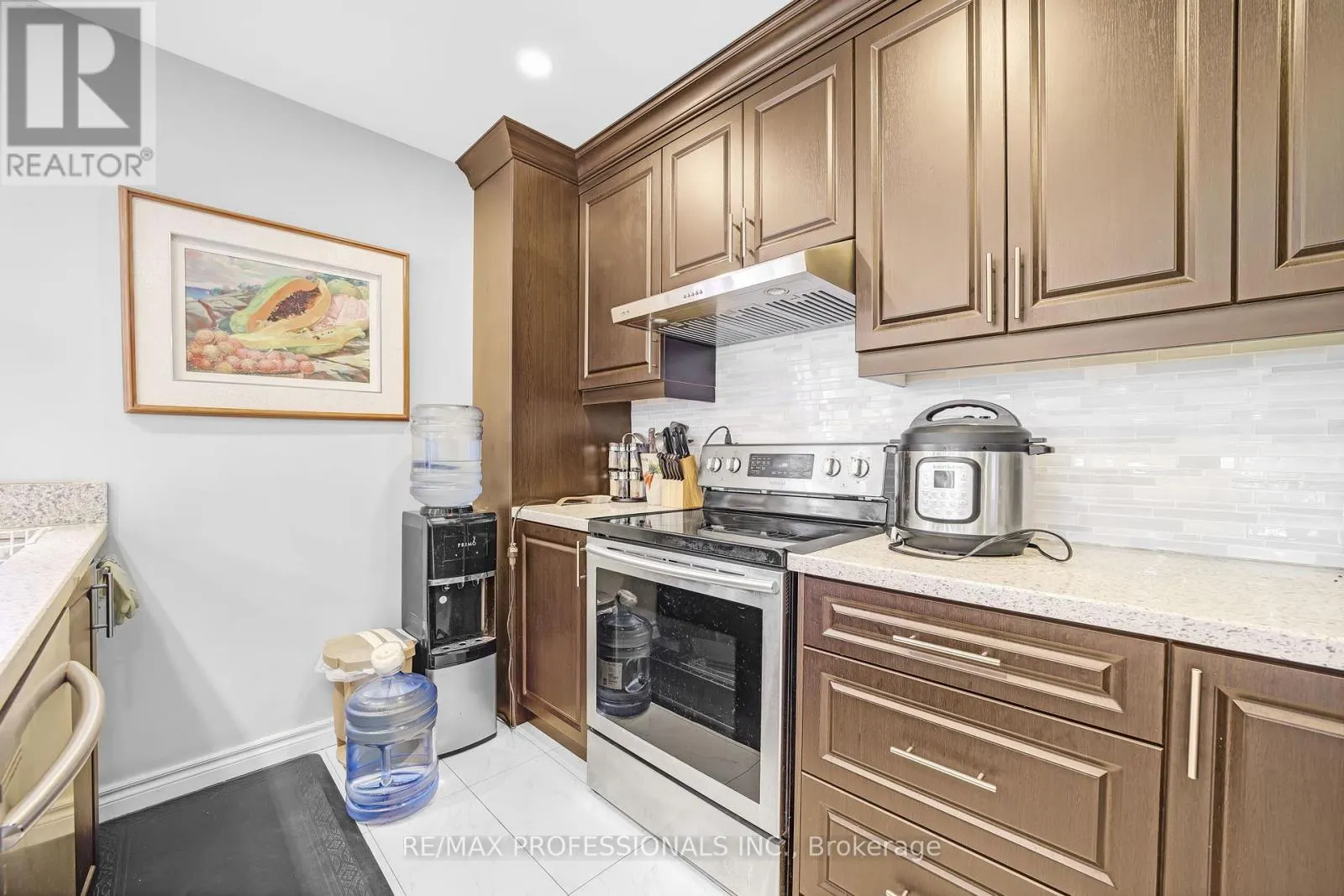 133 - 256 JOHN GARLAND BOULEVARD