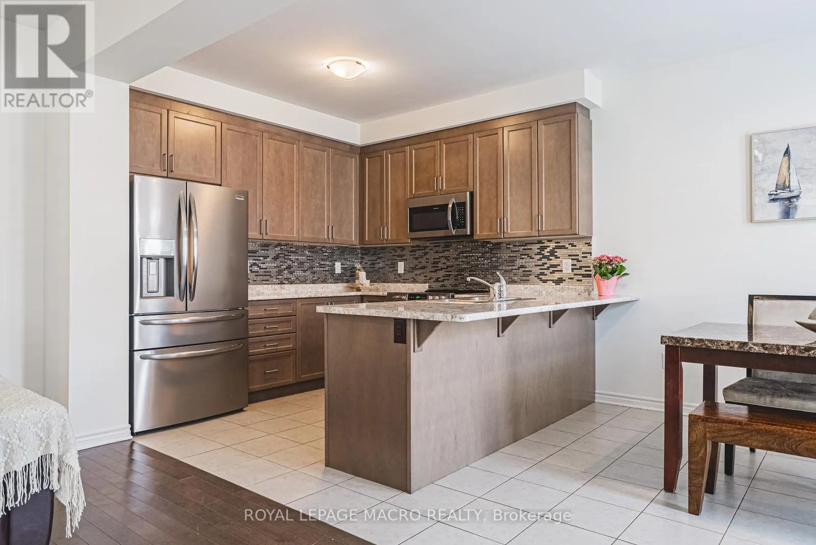 728 KENNEDY CIRCLE W