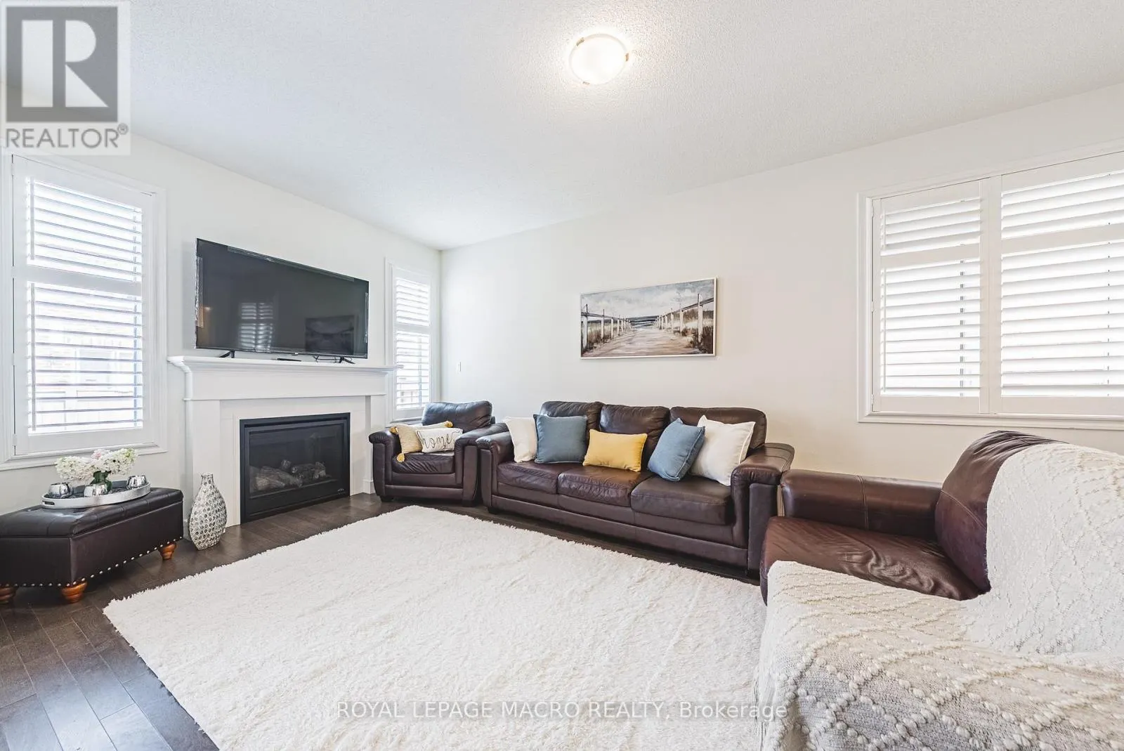 728 KENNEDY CIRCLE W