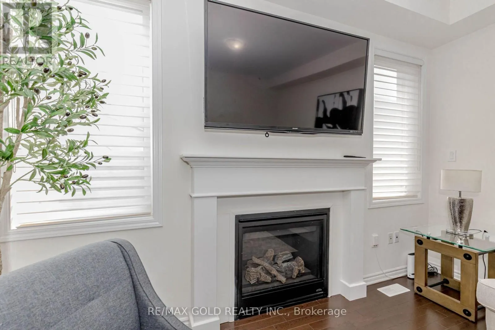 1344 ROSE WAY