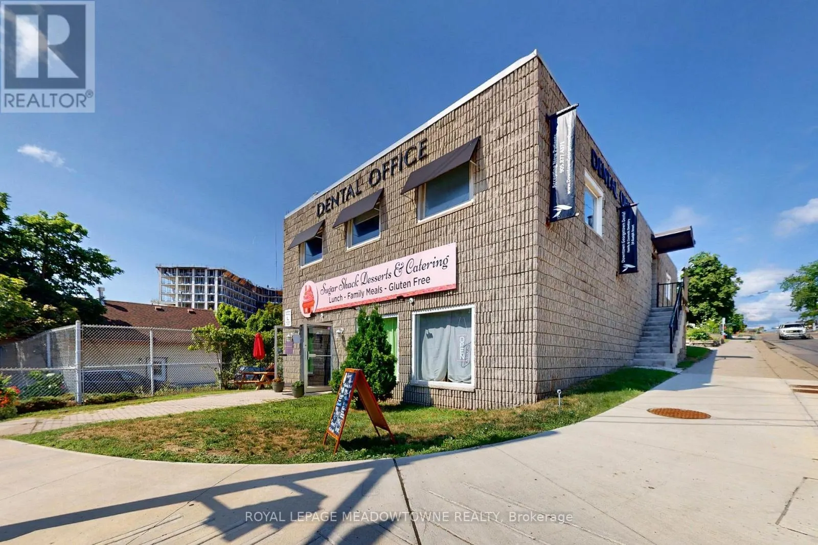 2 - 24 GUELPH STREET