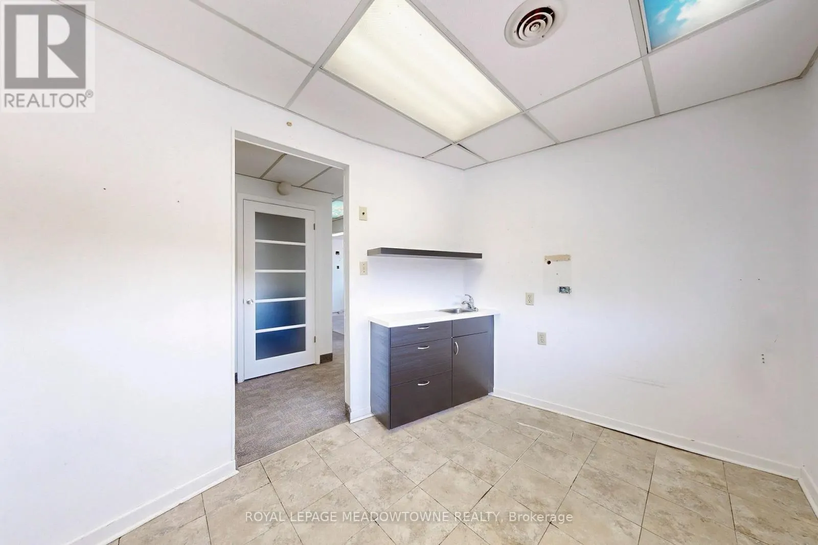 2 - 24 GUELPH STREET