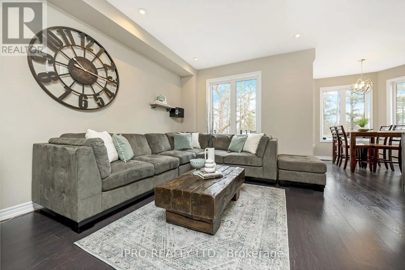 25 UPPER CANADA COURT