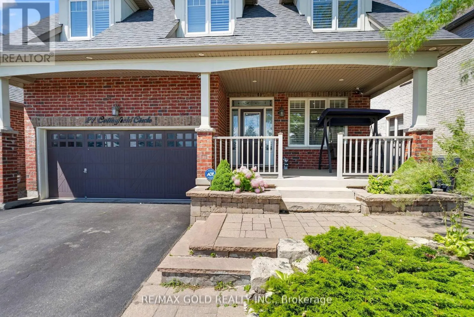 21 COTTONFIELD CIRCLE
