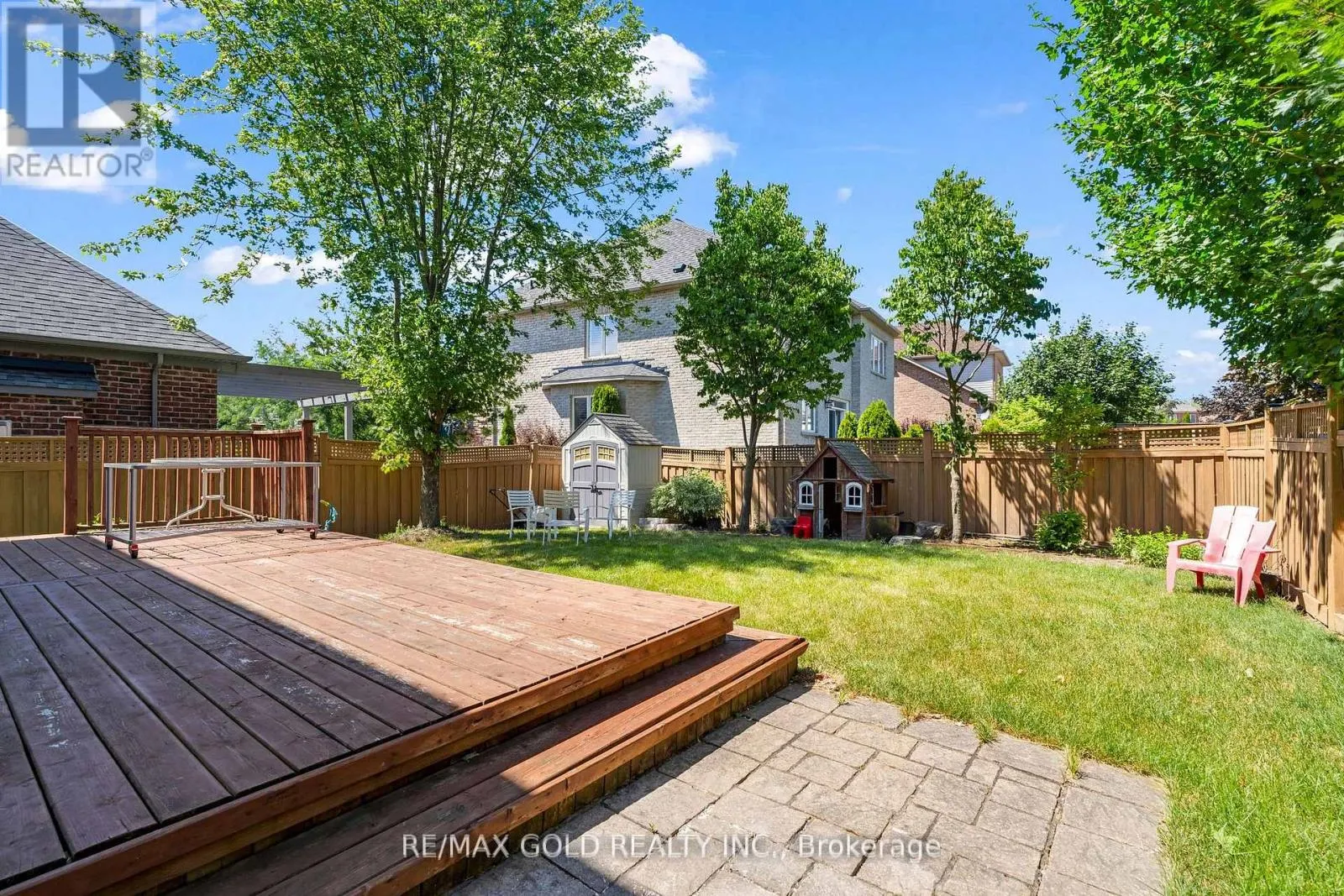 21 COTTONFIELD CIRCLE
