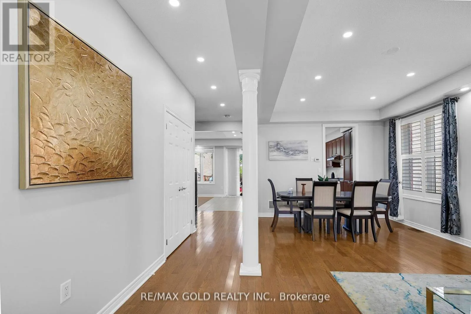 21 COTTONFIELD CIRCLE