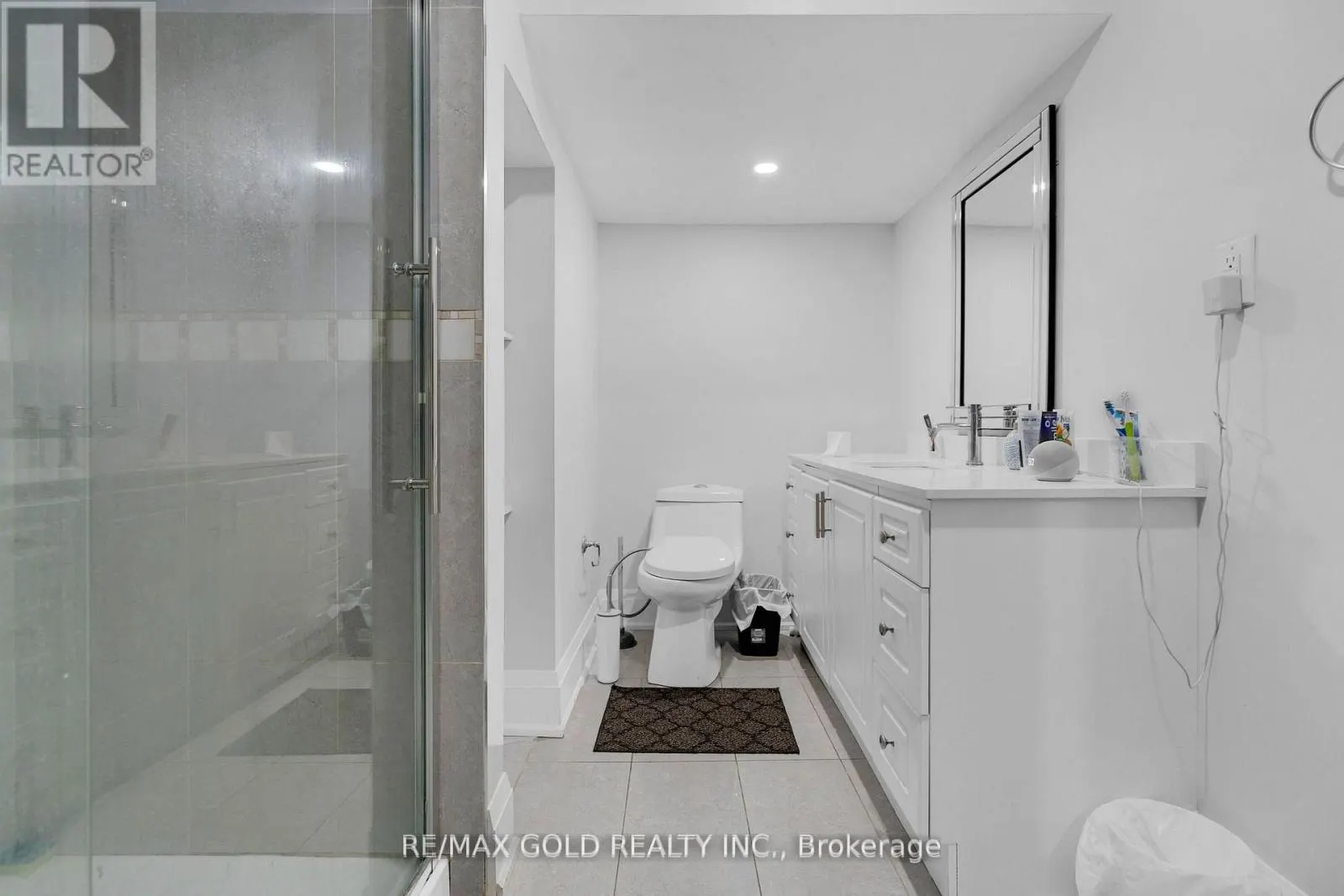 21 COTTONFIELD CIRCLE