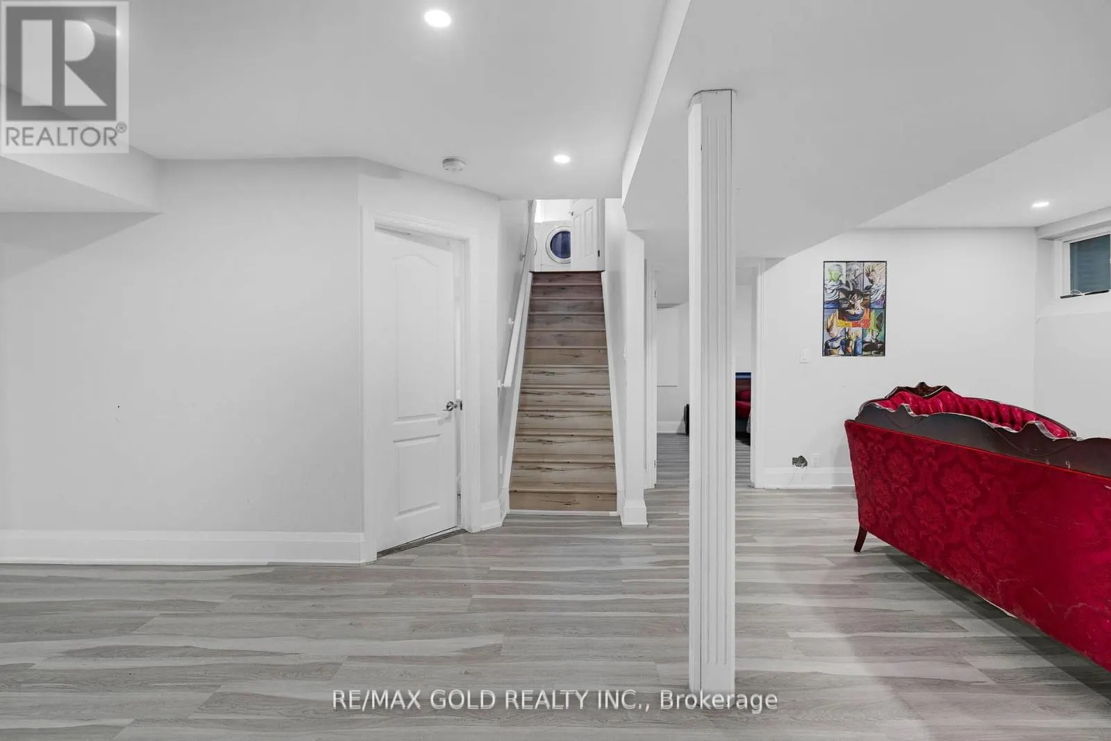 21 COTTONFIELD CIRCLE