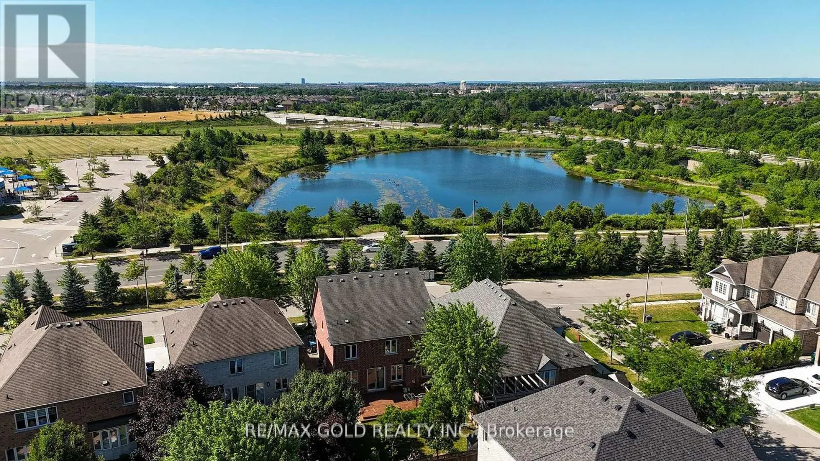 21 COTTONFIELD CIRCLE