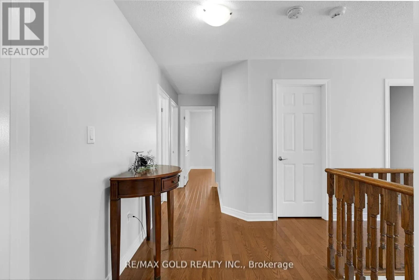 21 COTTONFIELD CIRCLE