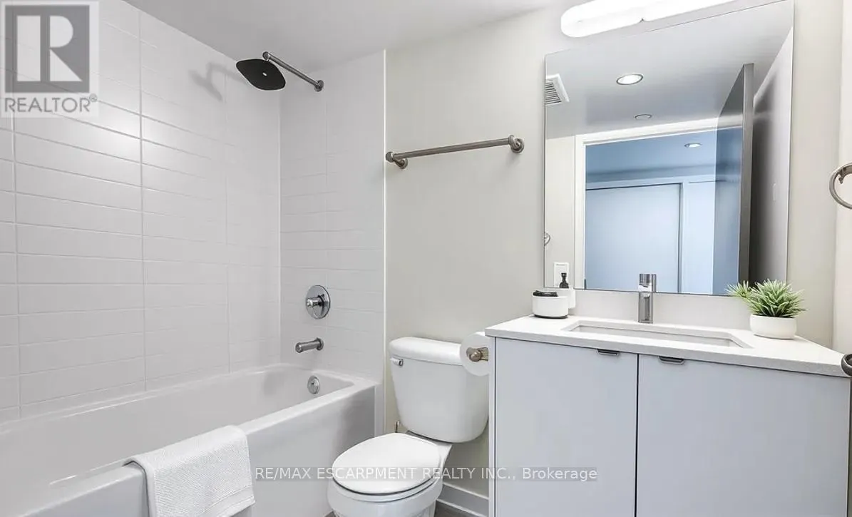 B223 - 1119 COOKE BOULEVARD