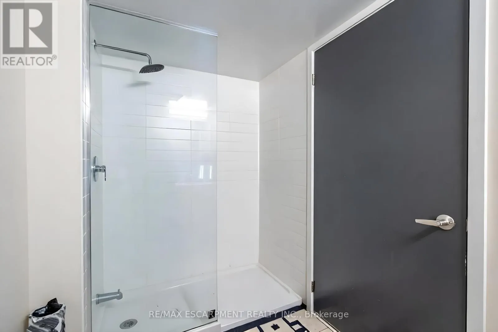 B223 - 1119 COOKE BOULEVARD