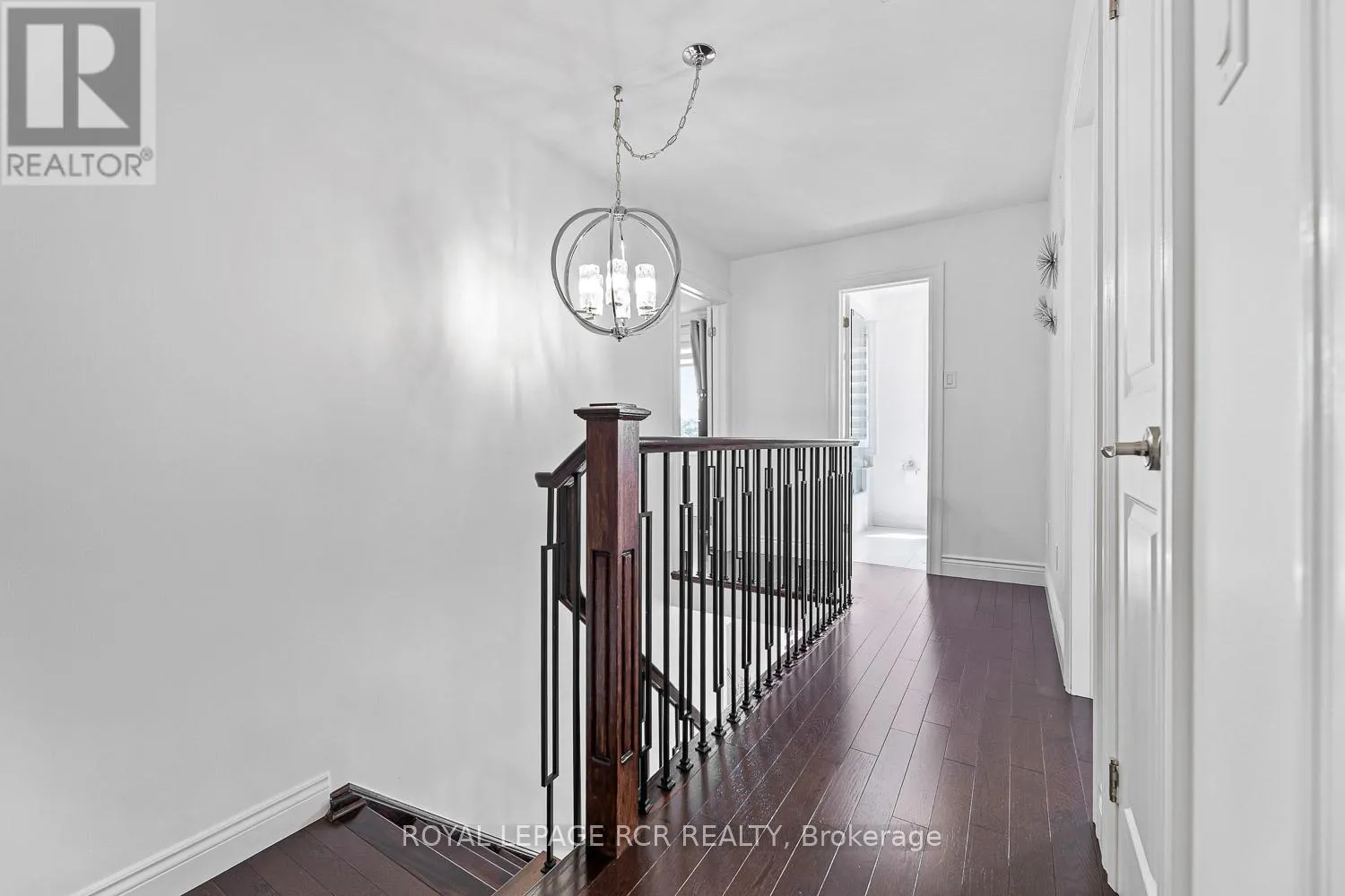 44 FOUNTAINBRIDGE DRIVE