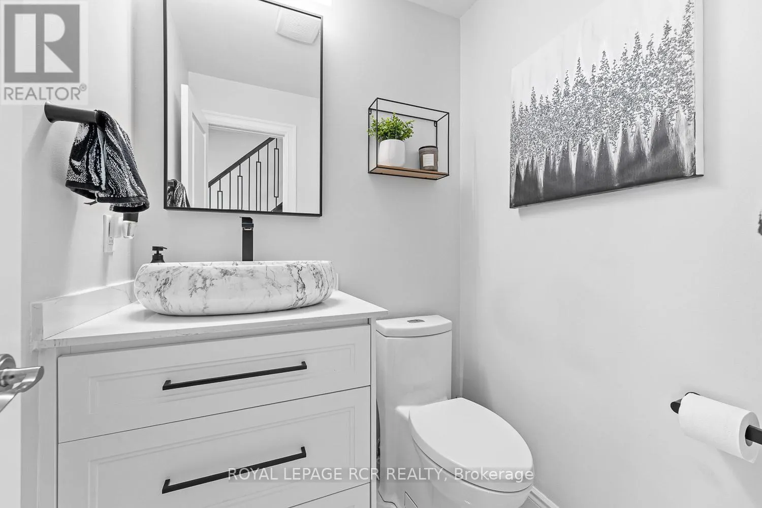 44 FOUNTAINBRIDGE DRIVE