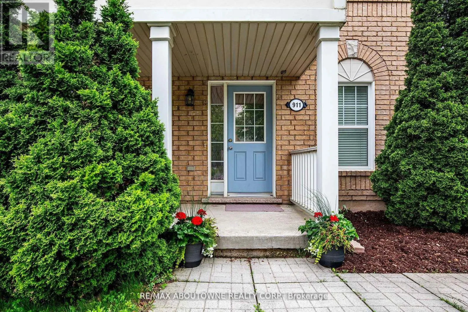 911 DEVERELL PLACE