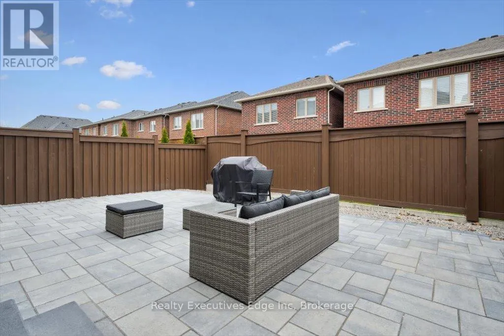31 RAINFOREST LANE