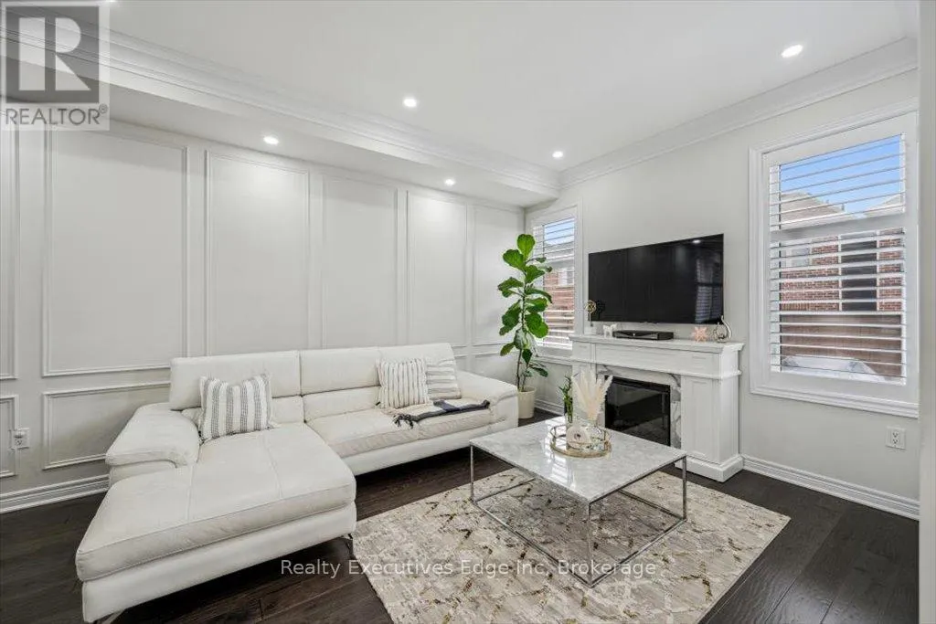 31 RAINFOREST LANE