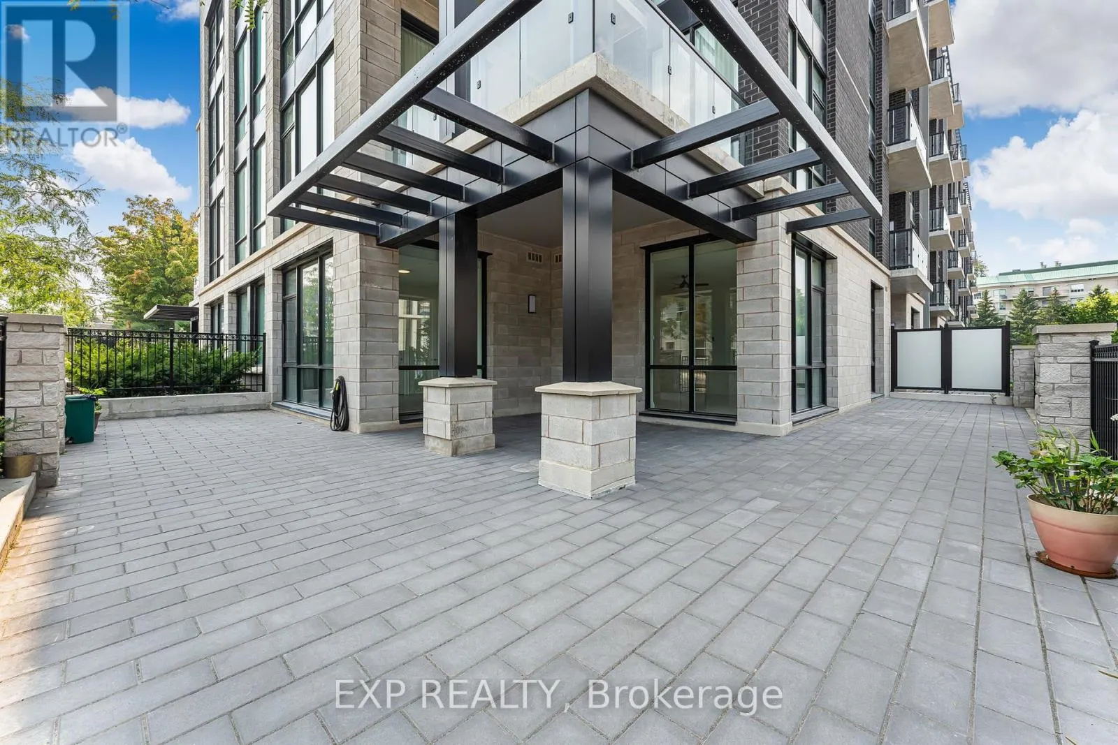 105 - 42 MILL STREET