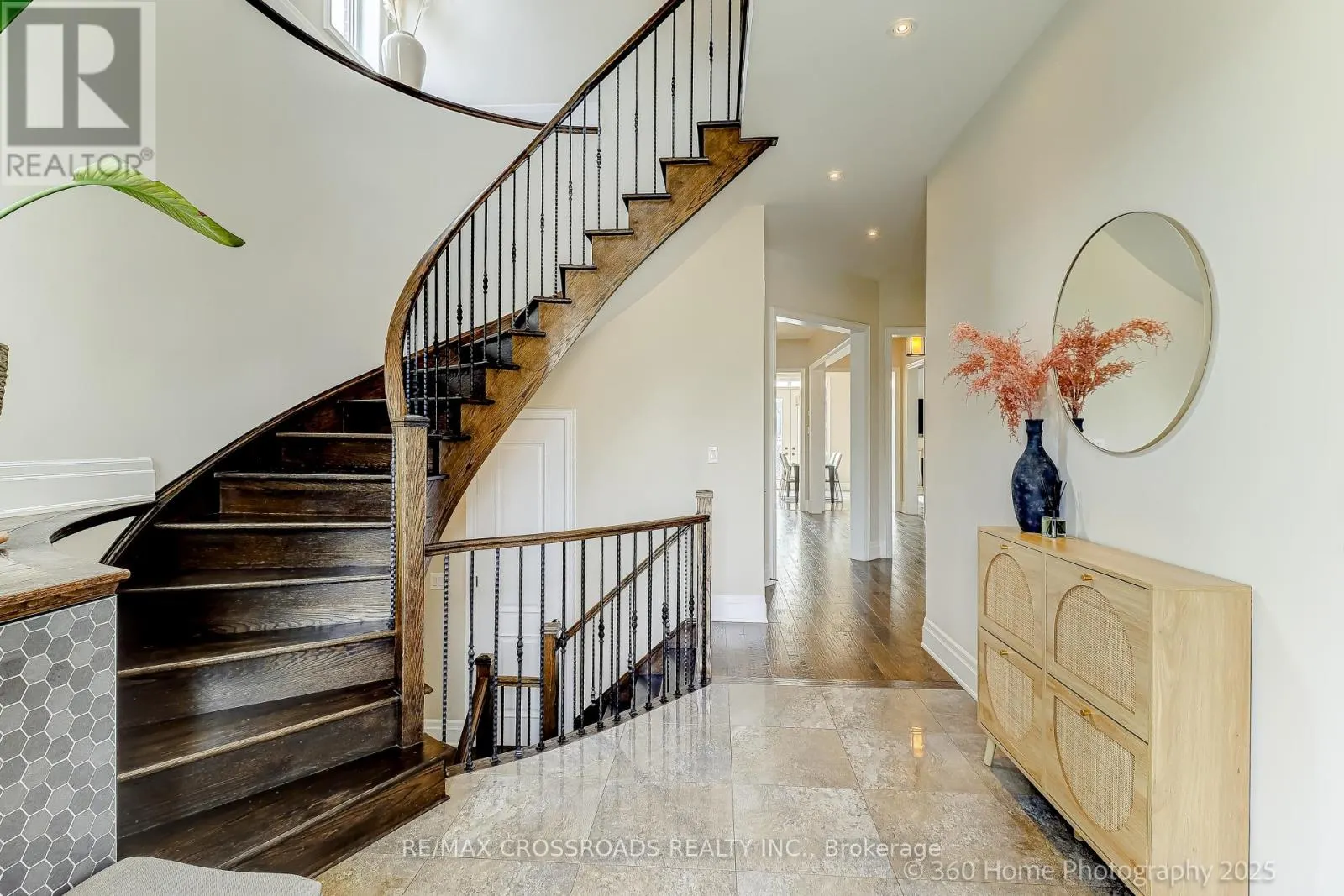 6 PRINCE MICHAEL COURT