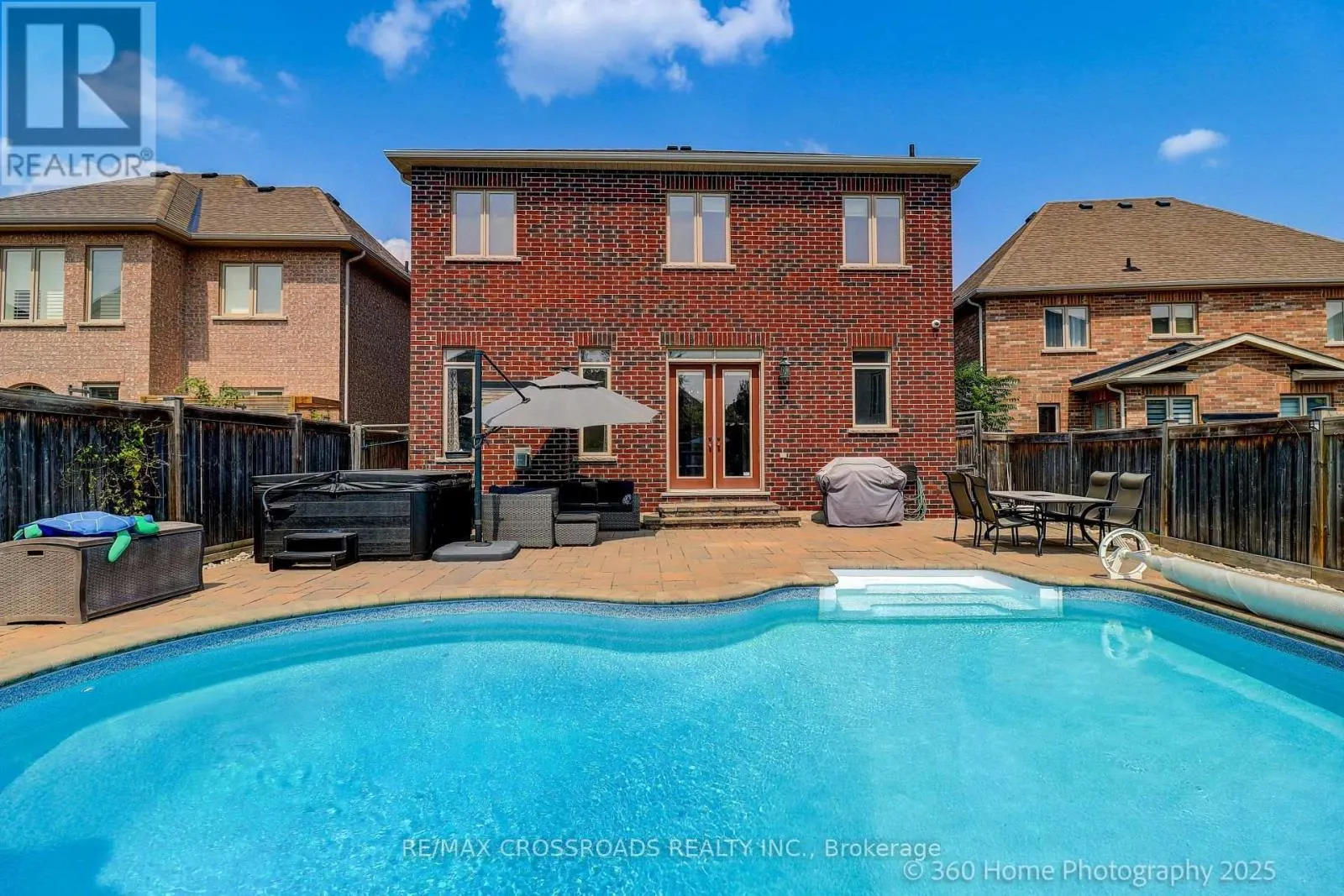 6 PRINCE MICHAEL COURT