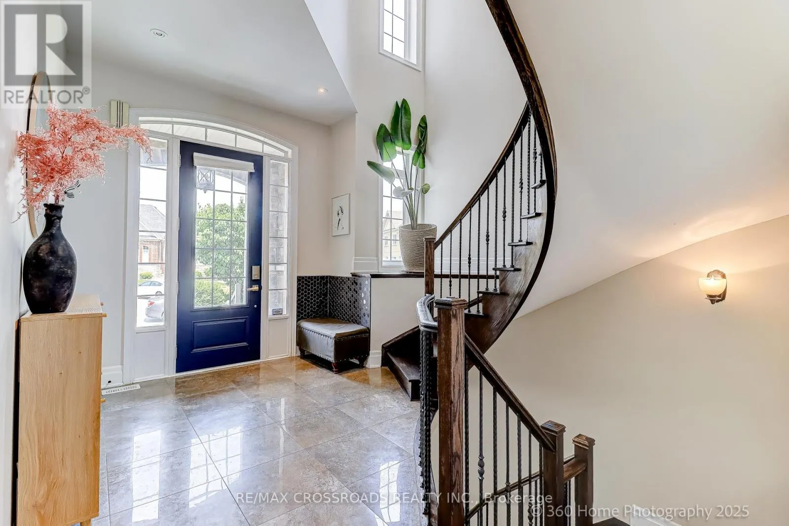 6 PRINCE MICHAEL COURT