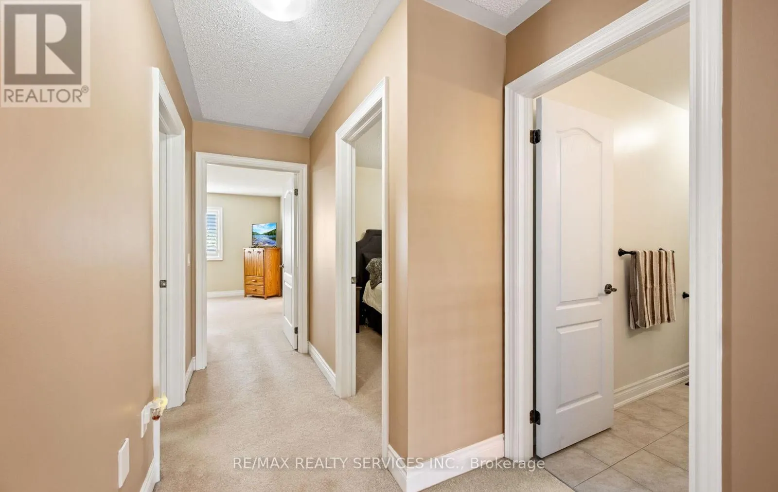 85 WATERVILLE WAY