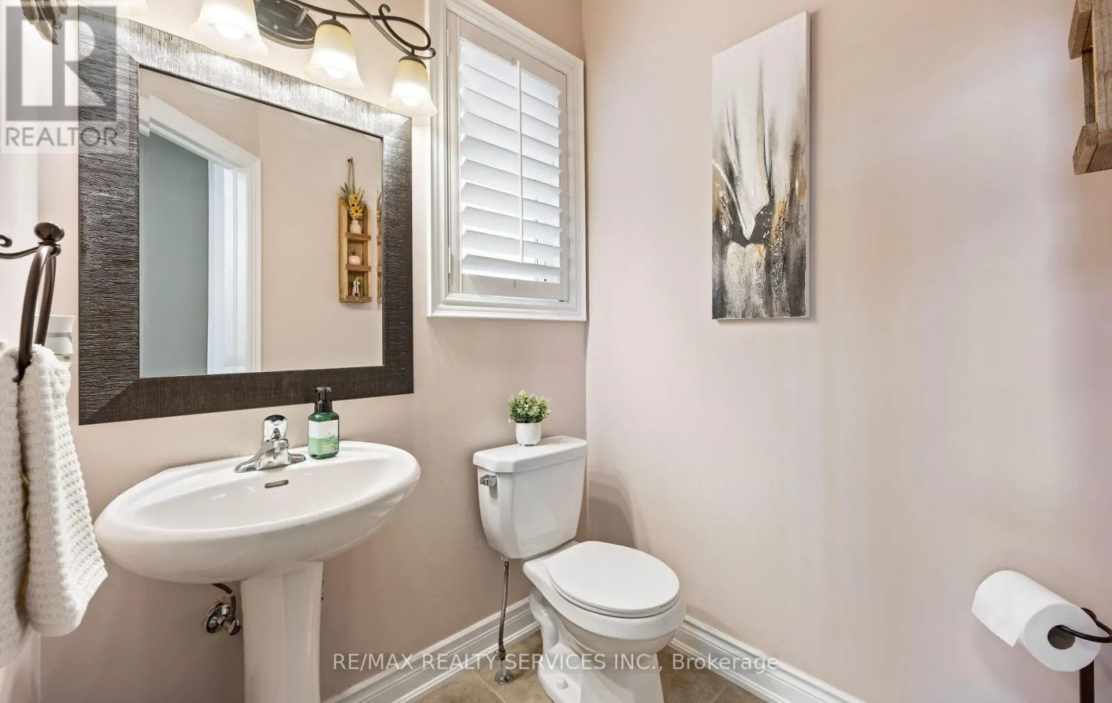 85 WATERVILLE WAY