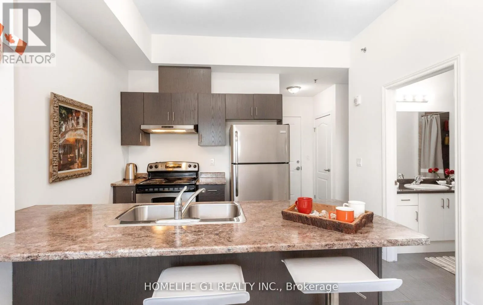 403 - 1370 COSTIGAN ROAD