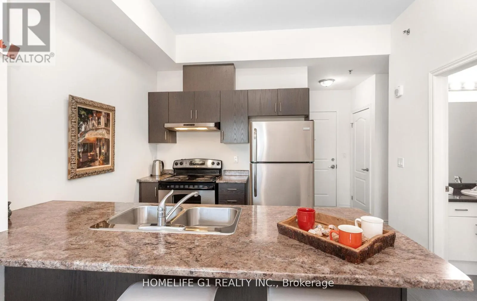 403 - 1370 COSTIGAN ROAD