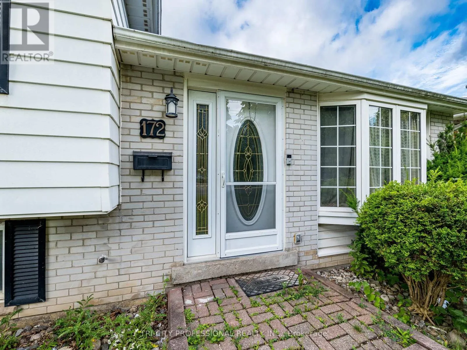 172 MOUNTAINVIEW ROAD S