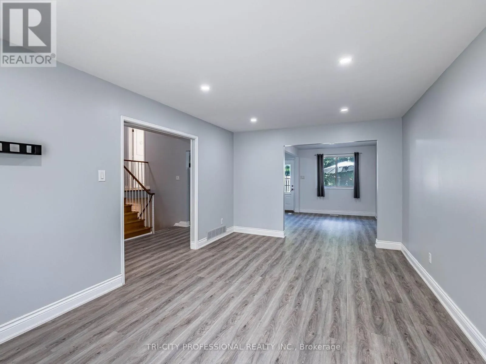 172 MOUNTAINVIEW ROAD S