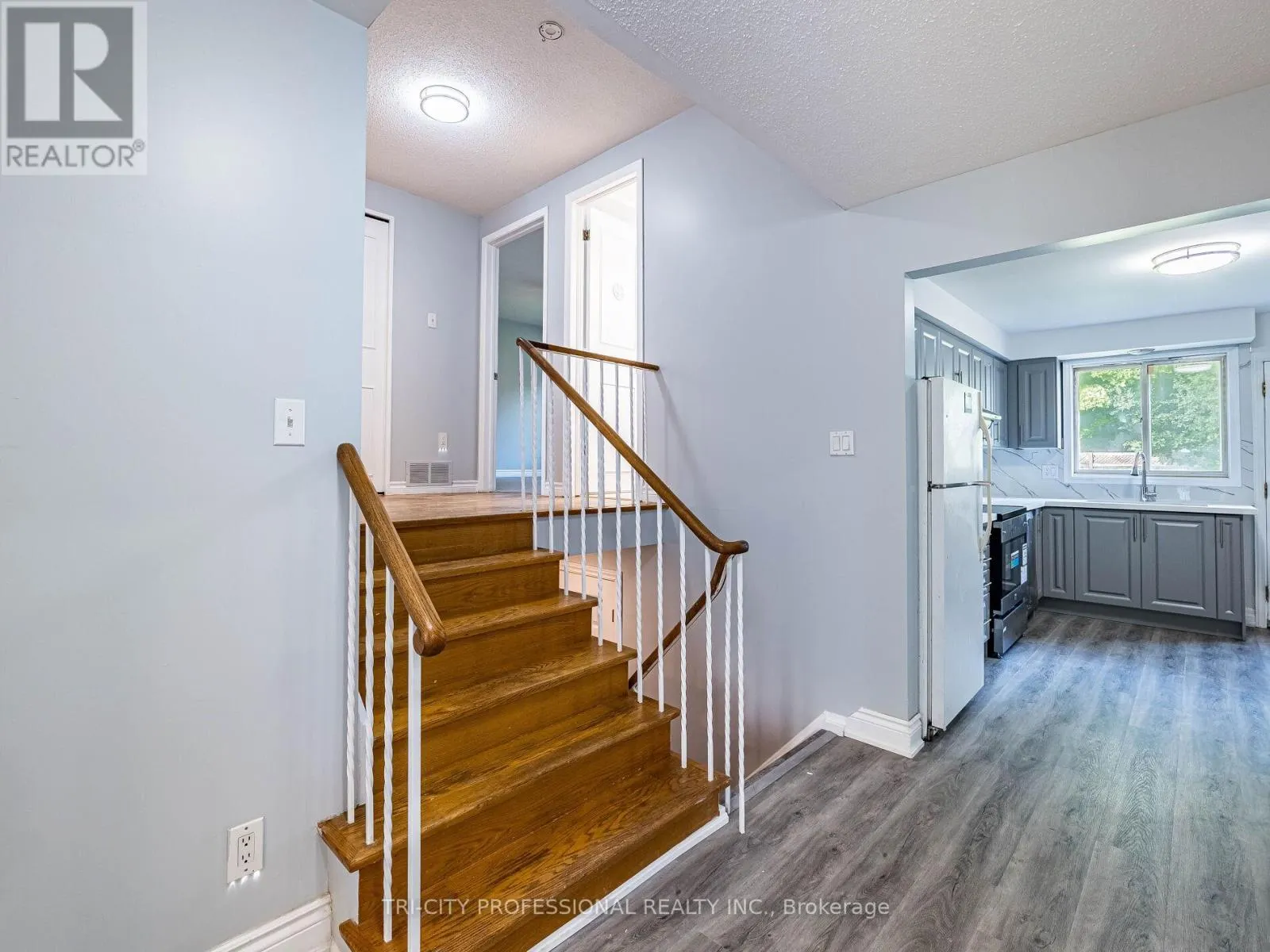 172 MOUNTAINVIEW ROAD S