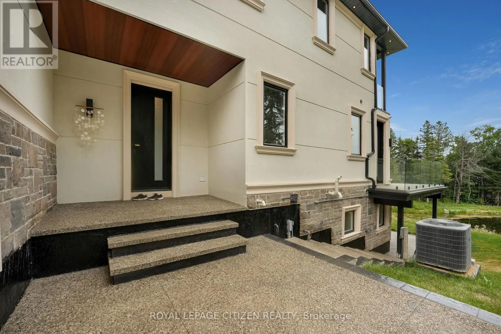 14 CEDAR DRIVE