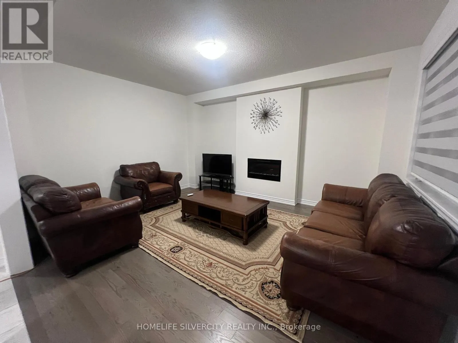 UPPER - 20 IDA TERRACE