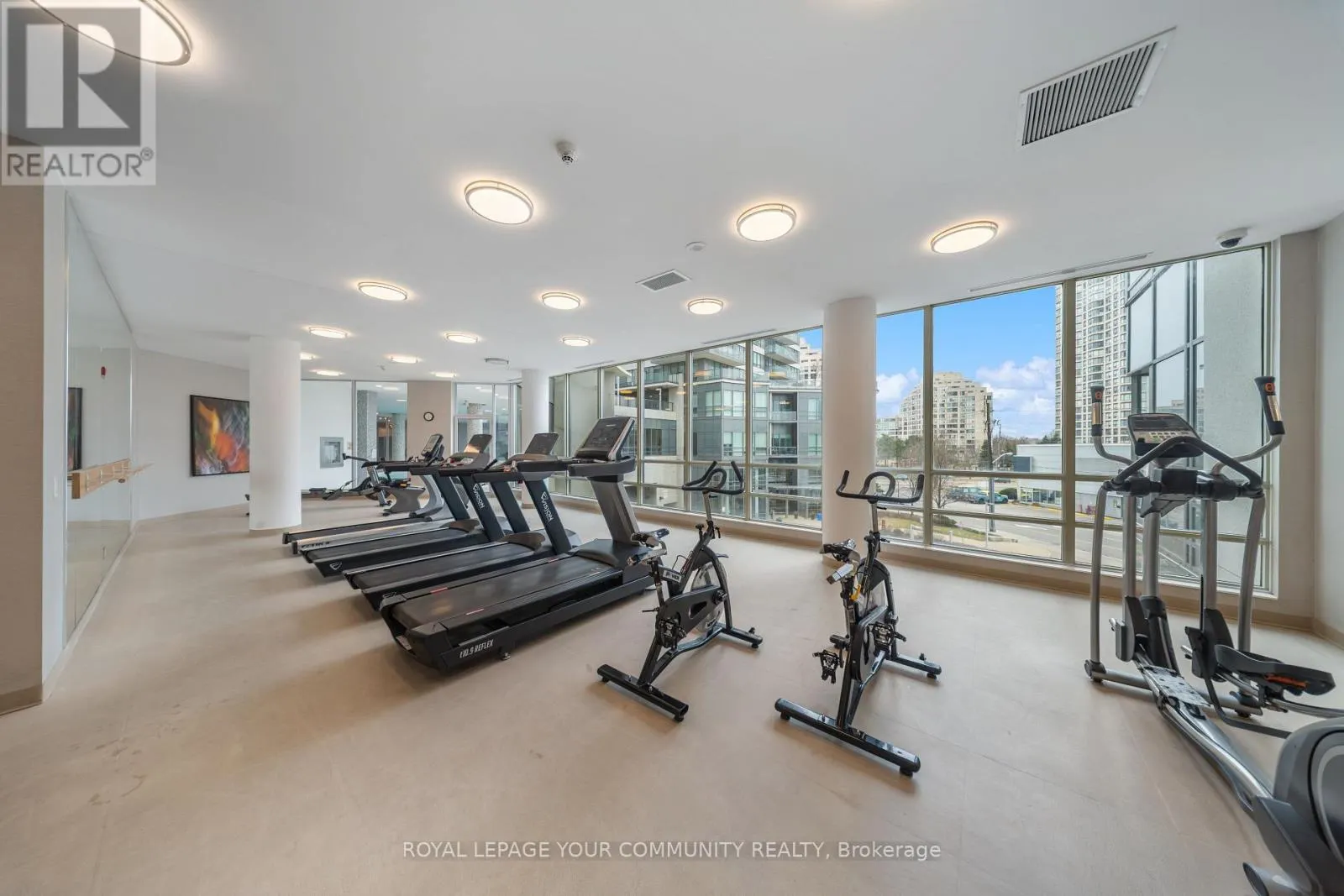 2101 - 15 LEGION ROAD