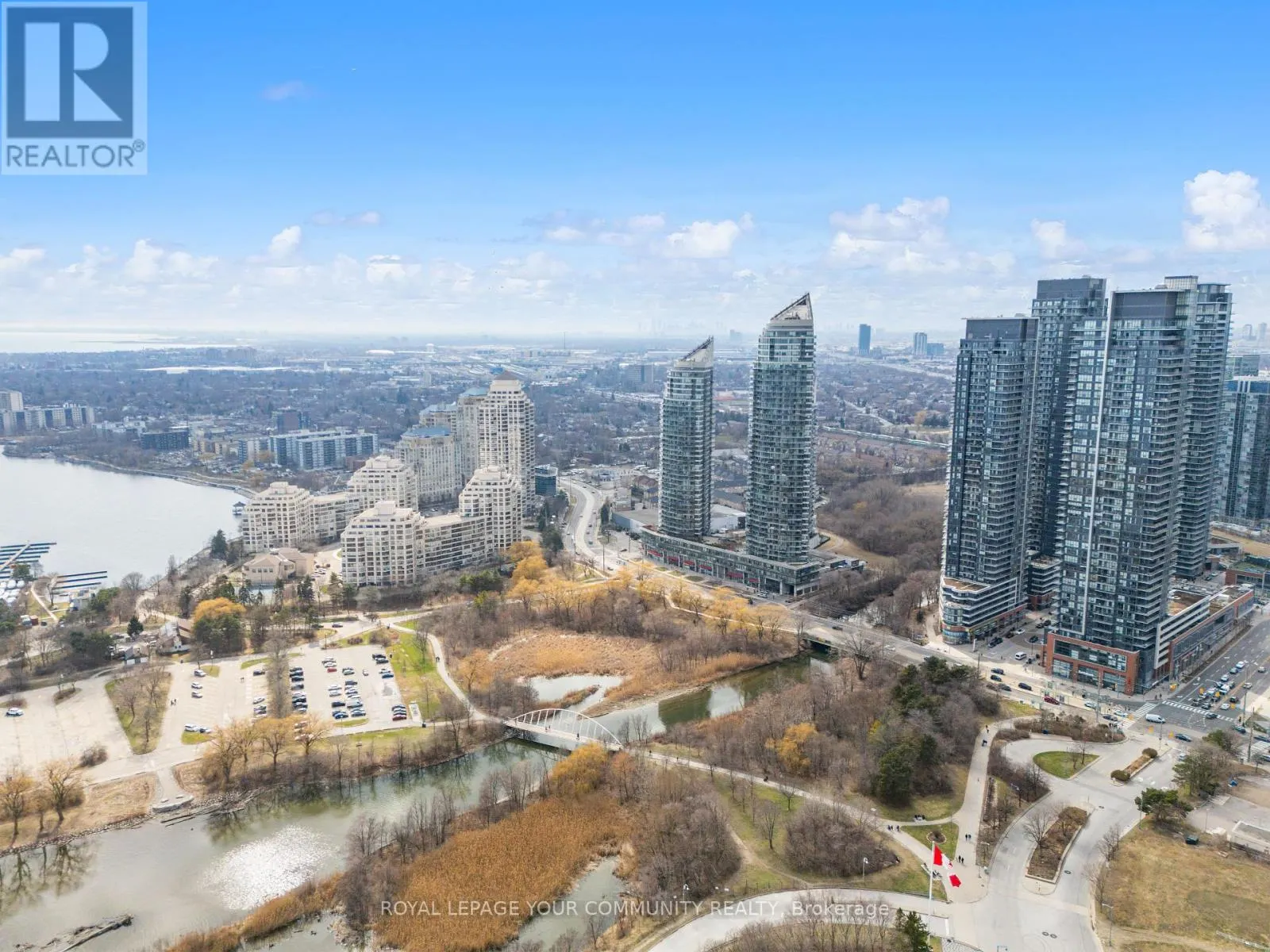 2101 - 15 LEGION ROAD