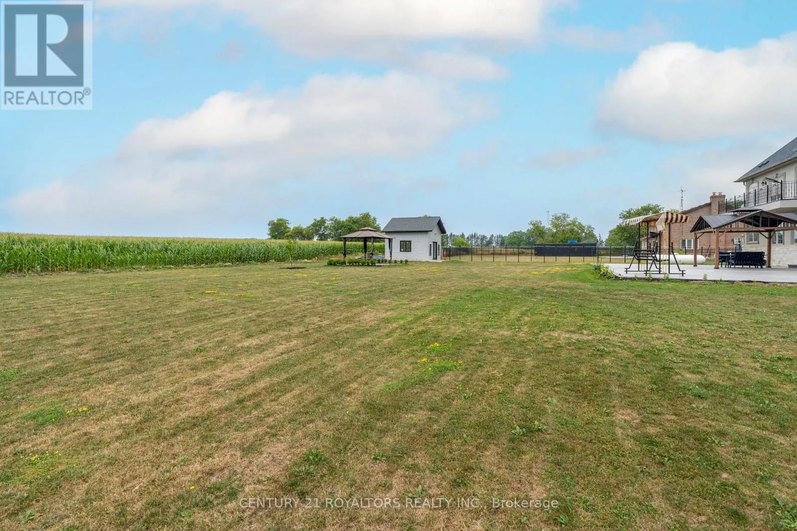 13588 AIRPORT ROAD