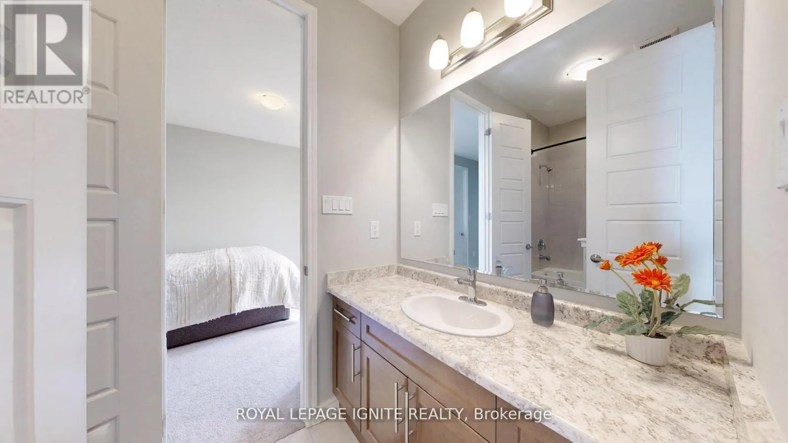546 KENNEDY CIRCLE W