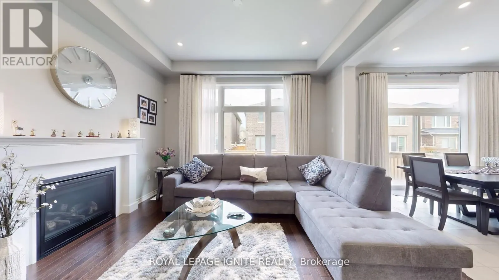 546 KENNEDY CIRCLE W