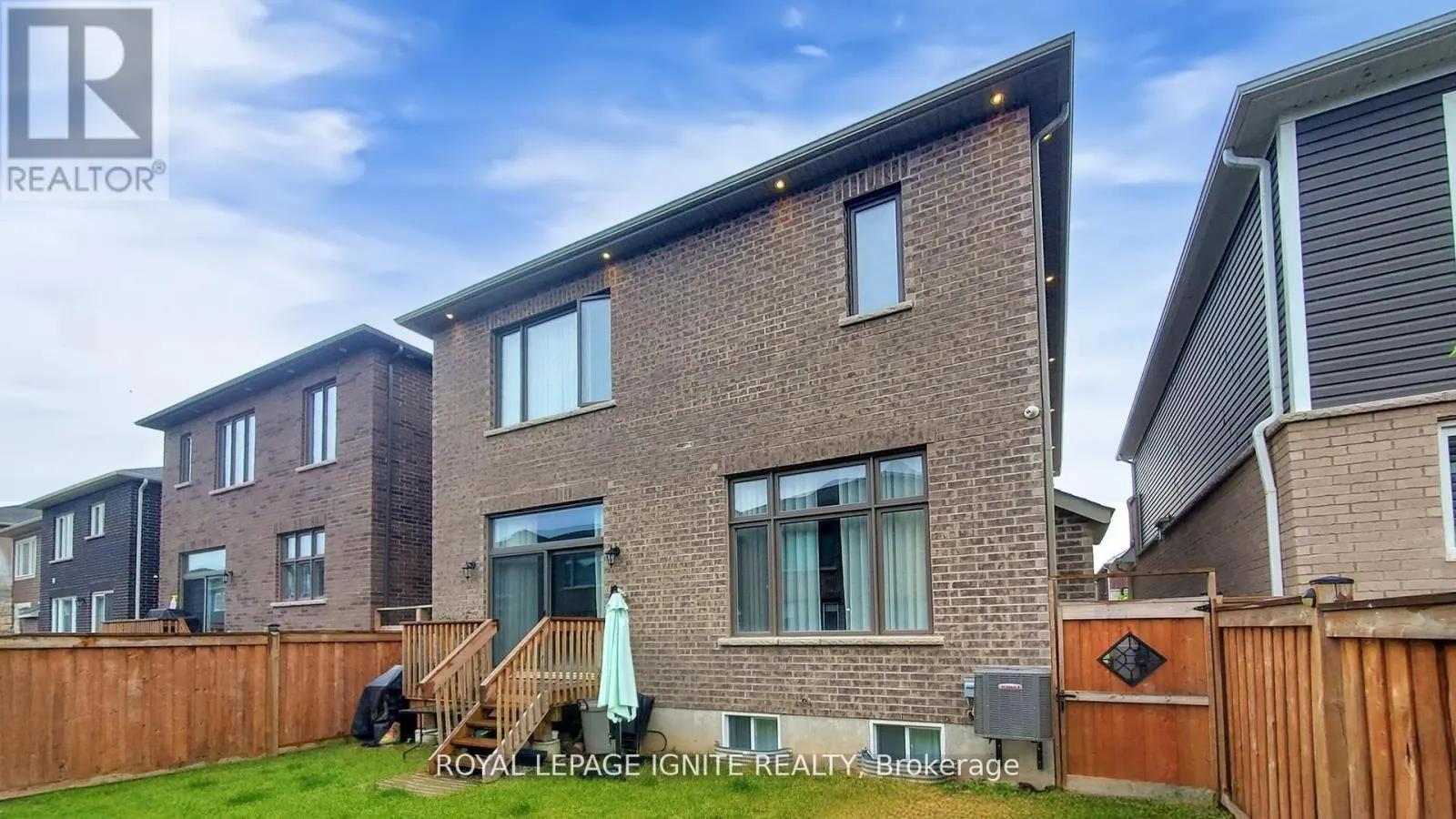 546 KENNEDY CIRCLE W