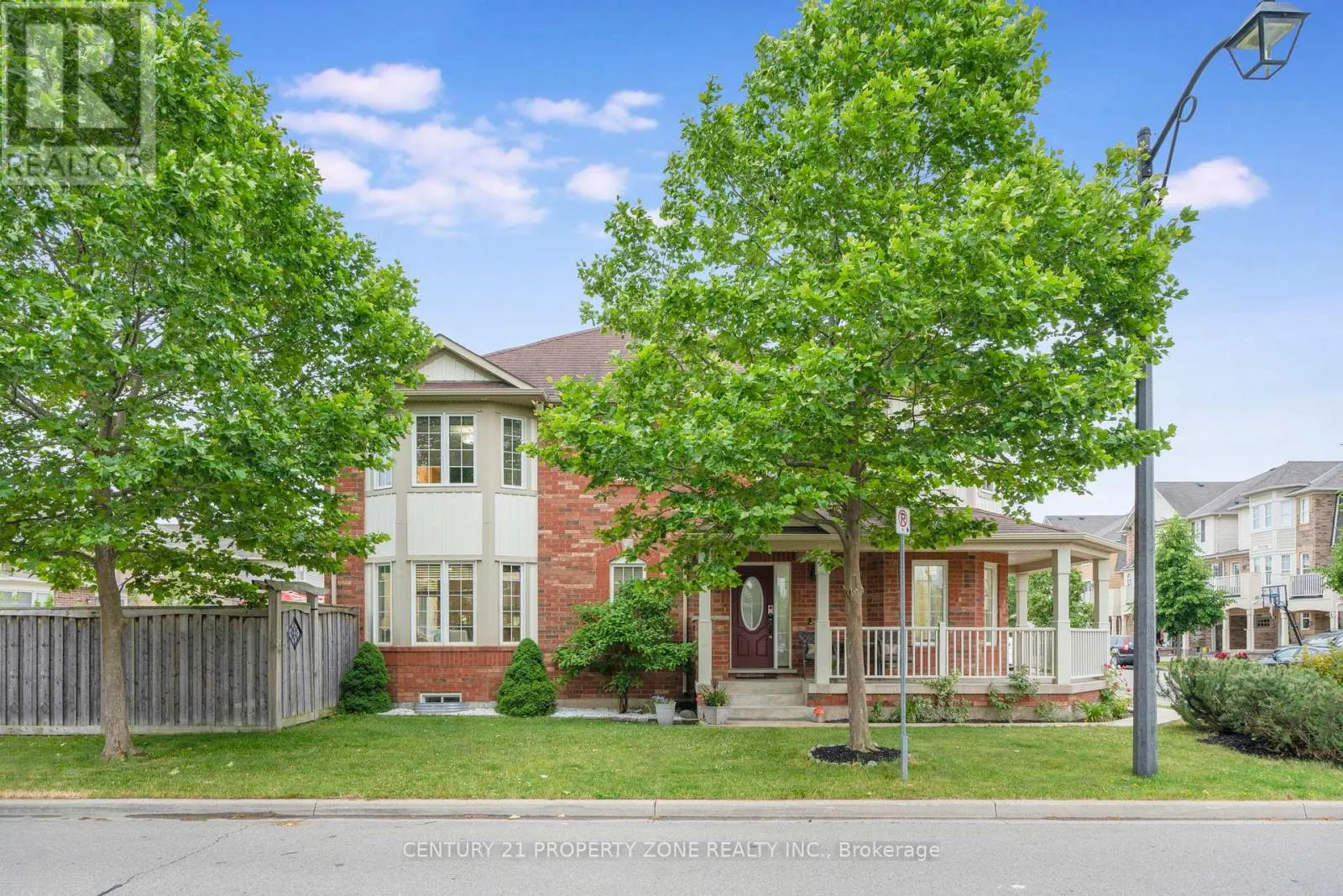 290 WOODLEY CRESCENT