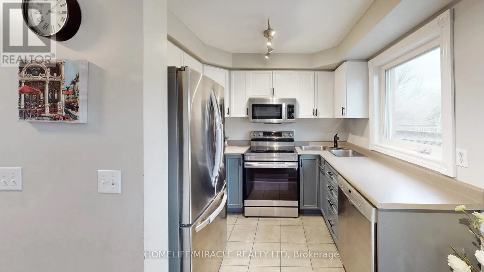 126 MOWAT CRESCENT