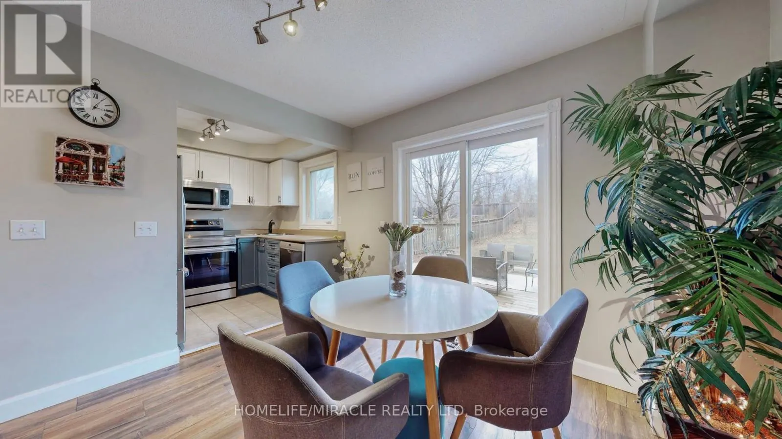 126 MOWAT CRESCENT