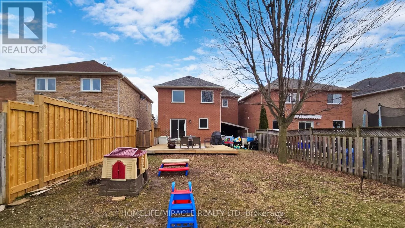 126 MOWAT CRESCENT
