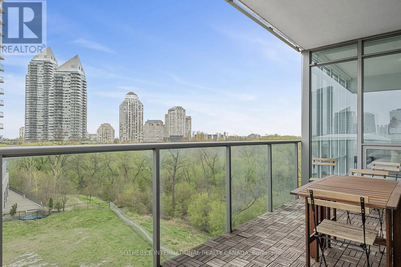 608 - 88 PARK LAWN ROAD