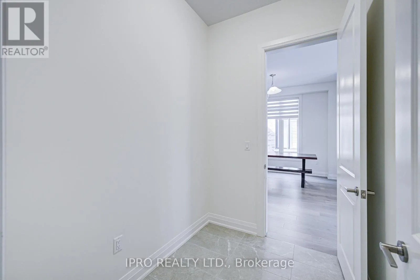 446 THORNBORROW COURT