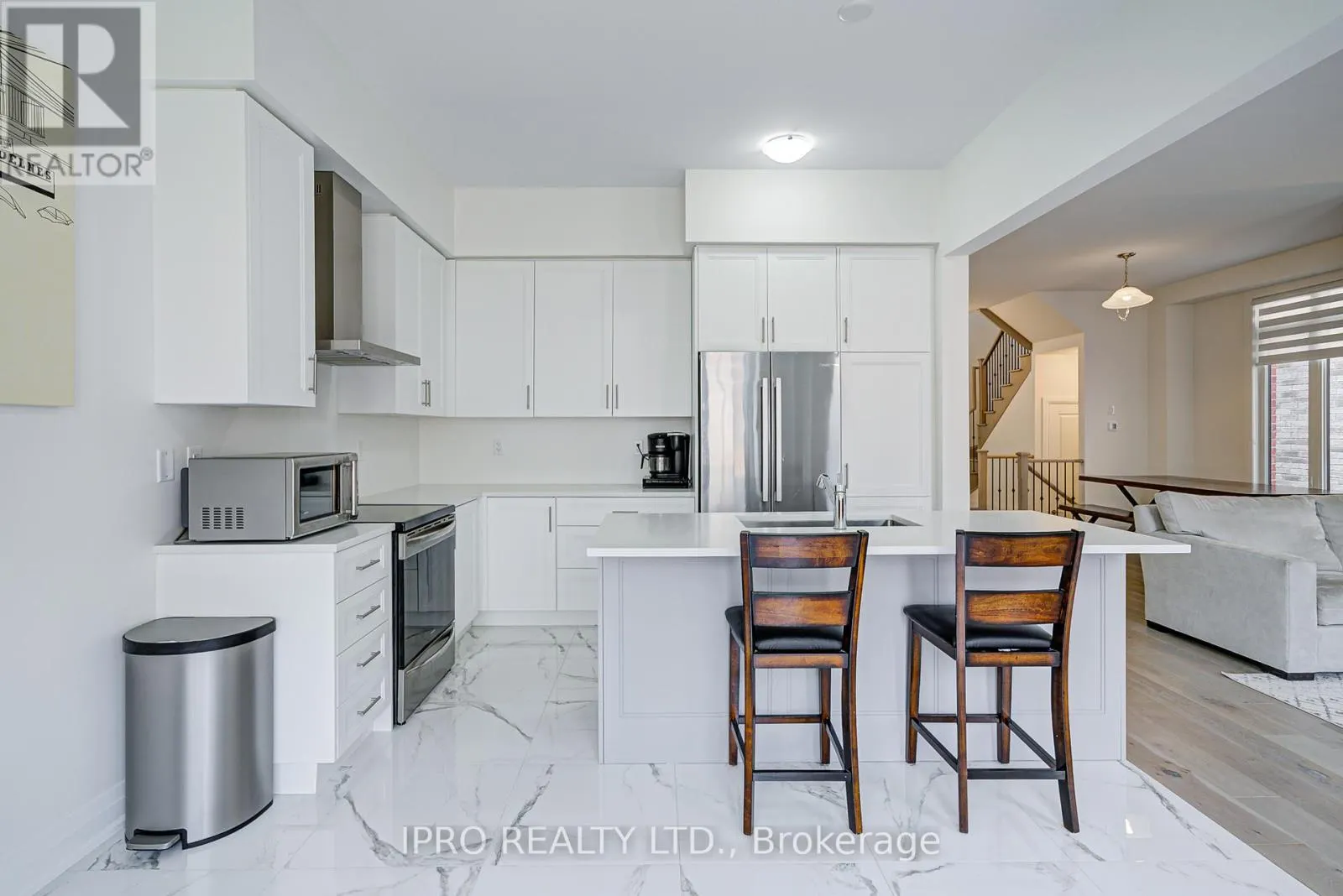 446 THORNBORROW COURT