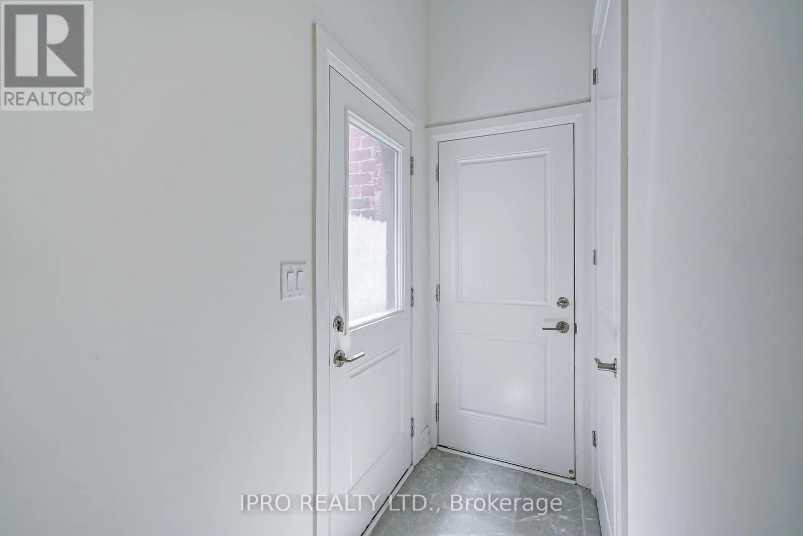 446 THORNBORROW COURT