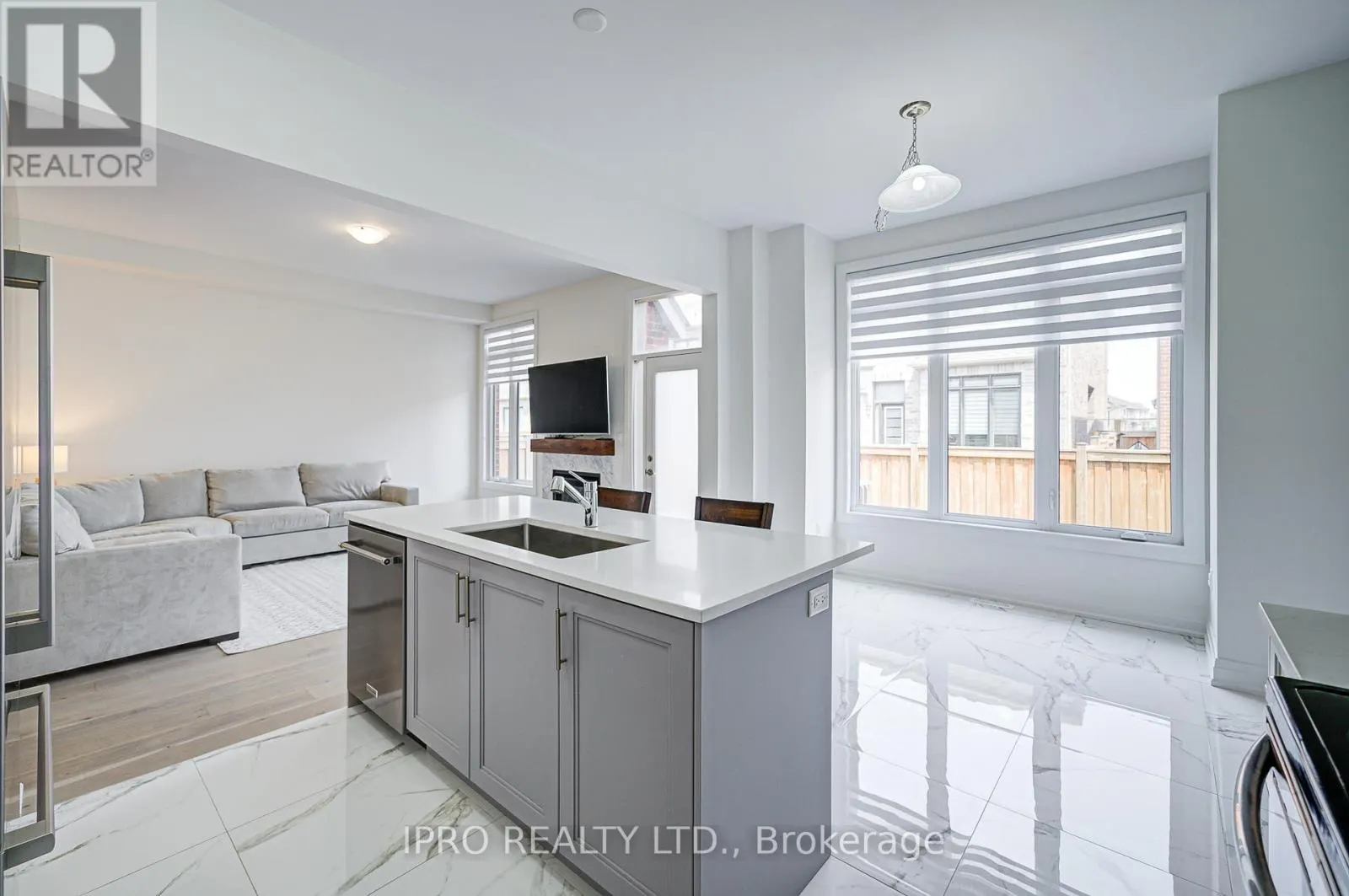 446 THORNBORROW COURT