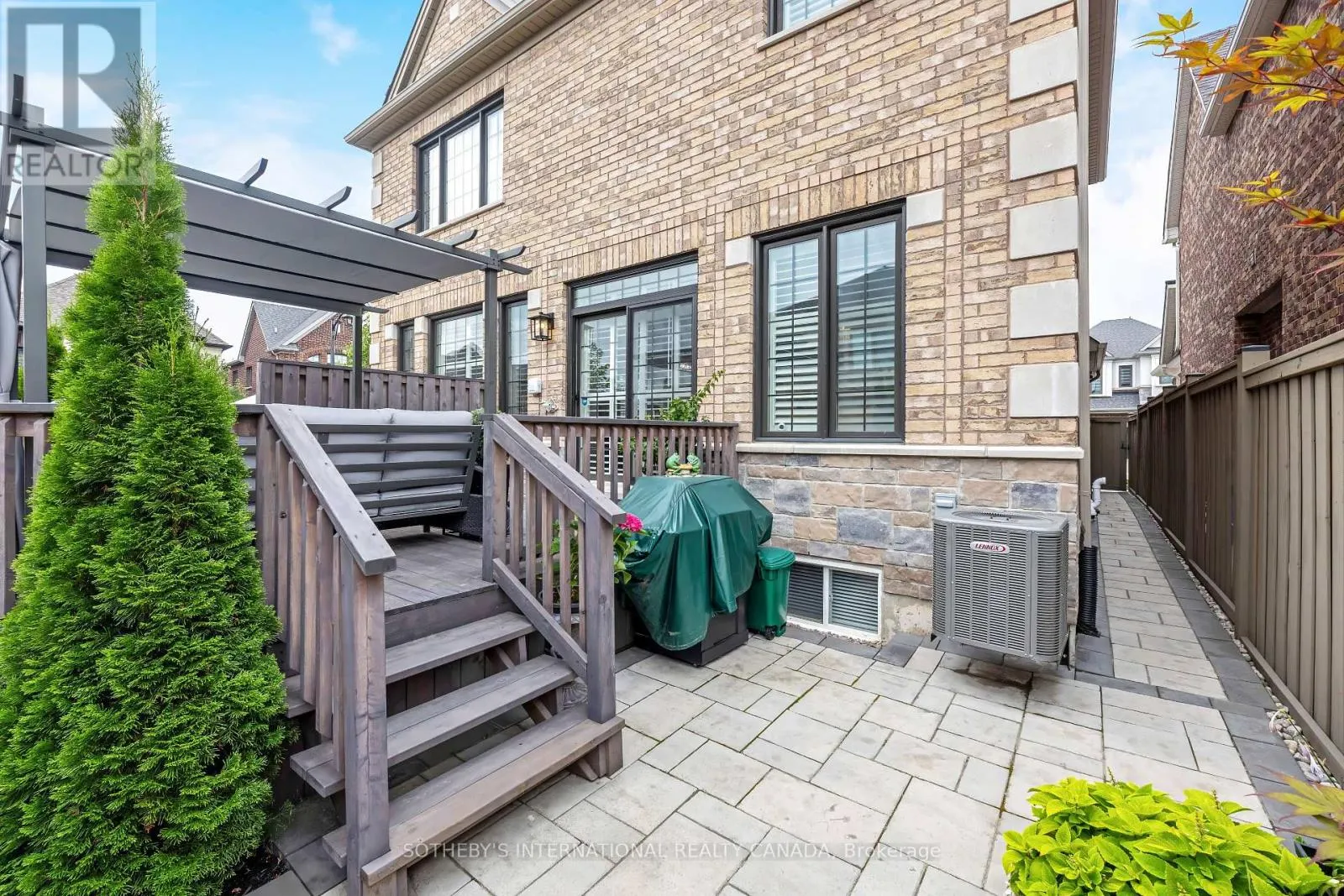 1150 RASPBERRY TERRACE